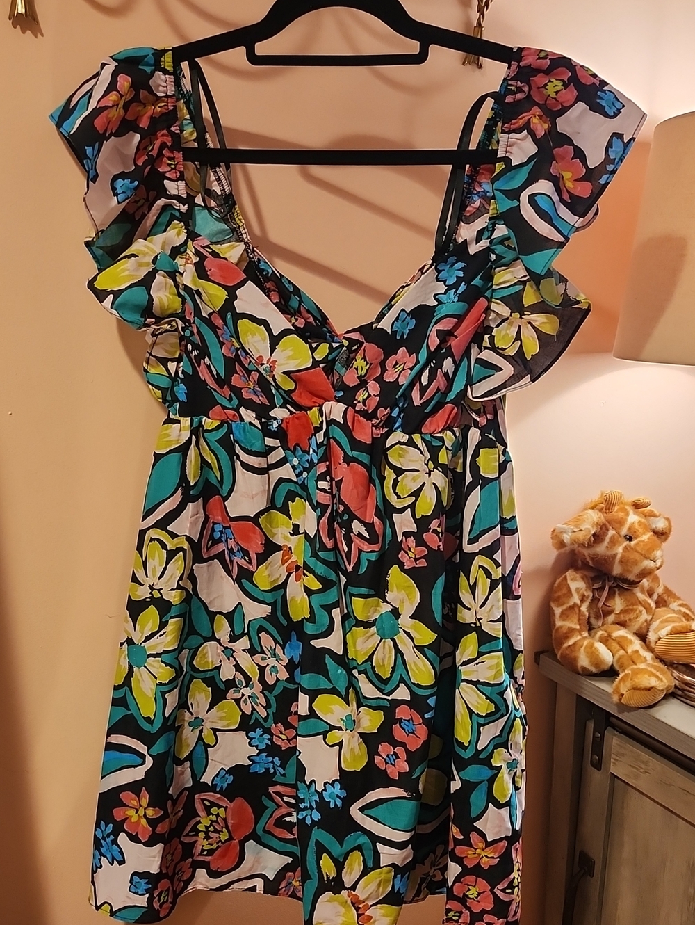 B. Smart Floral Ruffle-Sleeve Dress